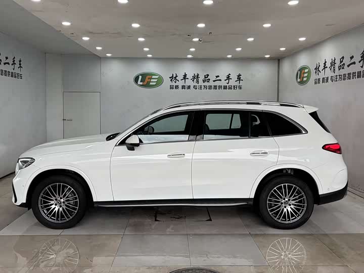 Mercedes-Benz GLC-Class 2023 2023款 改款 GLC 300 L 4MATIC 动感型 7座