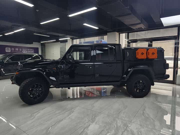 Jeep Gladiator 2022 2022款 3.6L 先行版