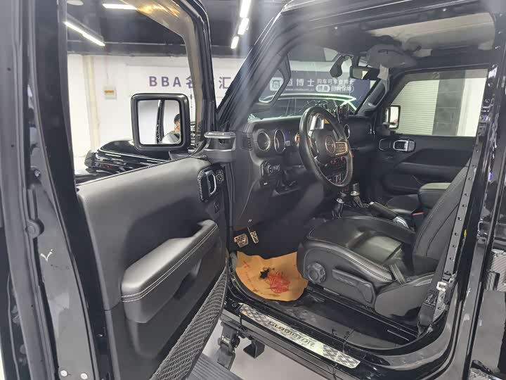 Jeep Gladiator 2022 2022款 3.6L 先行版