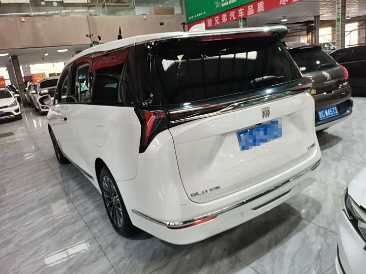 Buick GL8 ES 2025 2025款 陆尊 智享版