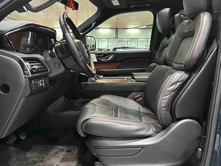 Lincoln Navigator 2022 2022款 3.5T 百周年限量版