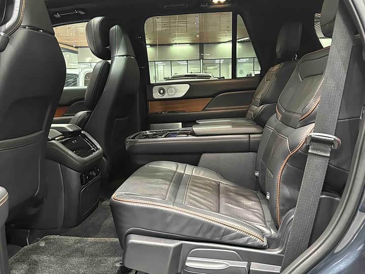 Lincoln Navigator 2022 2022款 3.5T 百周年限量版