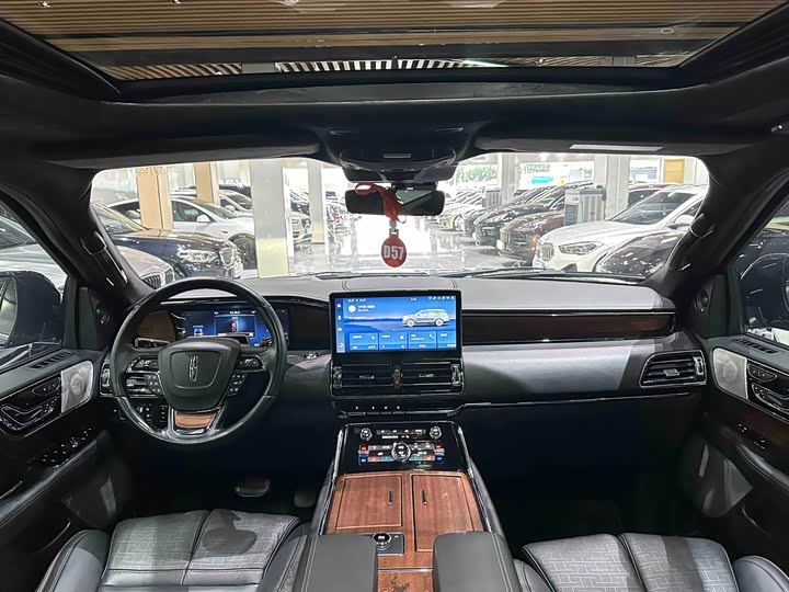 Lincoln Navigator 2022 2022款 3.5T 百周年限量版