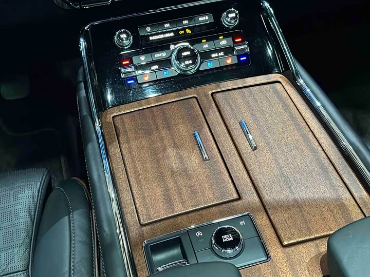 Lincoln Navigator 2022 2022款 3.5T 百周年限量版