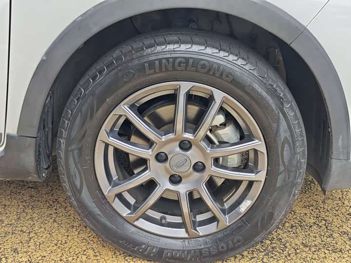 Geely Vision X3 2021 2021款 PRO 1.5L CVT尊贵型