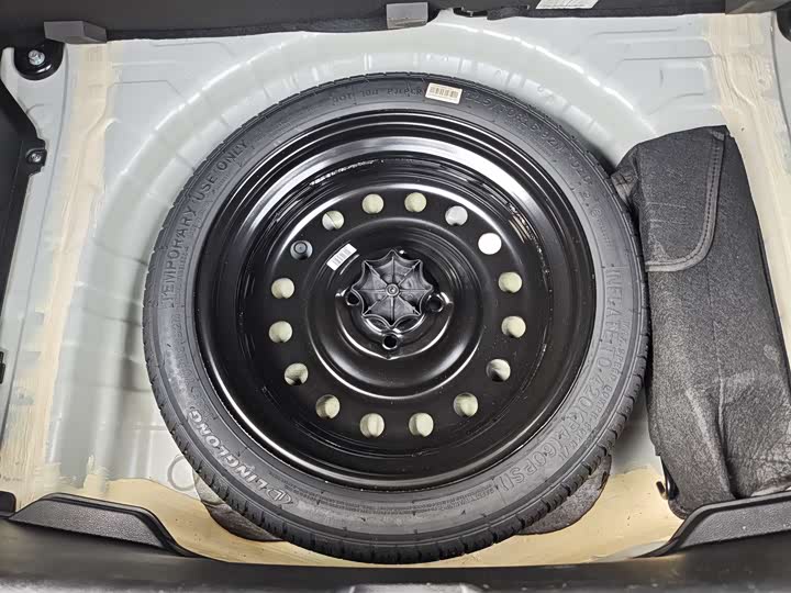 Geely Vision X3 2021 2021款 PRO 1.5L CVT尊贵型