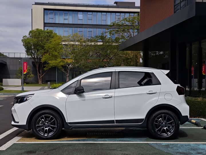 Geely Vision X3 2021 2021款 PRO 1.5L CVT尊贵型