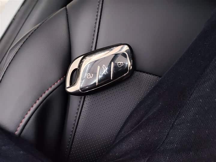 Roewe i5 2024 2024款 1.5L CVT尊荣版