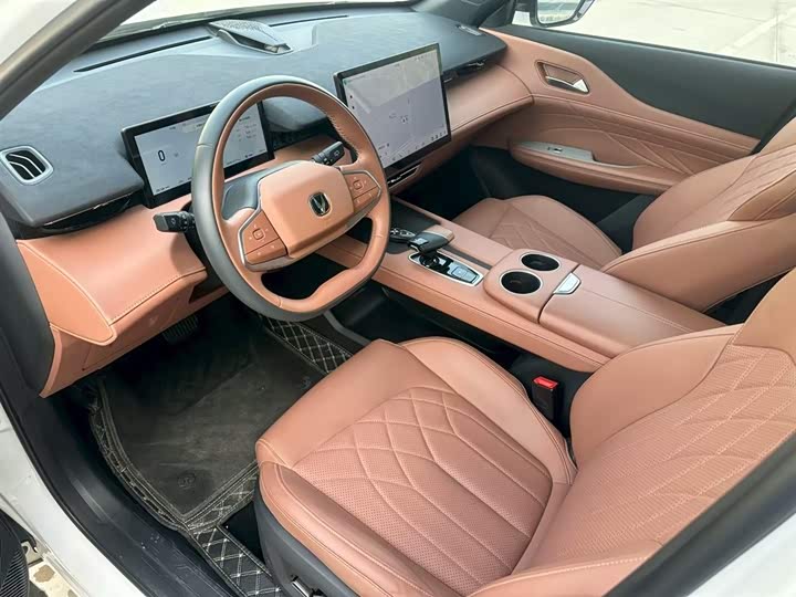 Changan UNI-Z Hybrid 2024 2024款 蓝鲸智电iDD 125km 卓越型