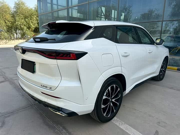 Changan UNI-Z Hybrid 2024 2024款 蓝鲸智电iDD 125km 卓越型
