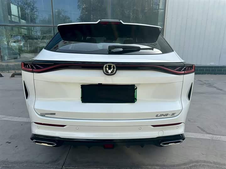 Changan UNI-Z Hybrid 2024 2024款 蓝鲸智电iDD 125km 卓越型