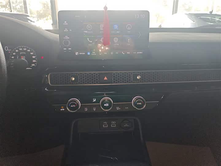 Honda Civic 2023 2023款 HATCHBACK 2.0L e:HEV 极曜版