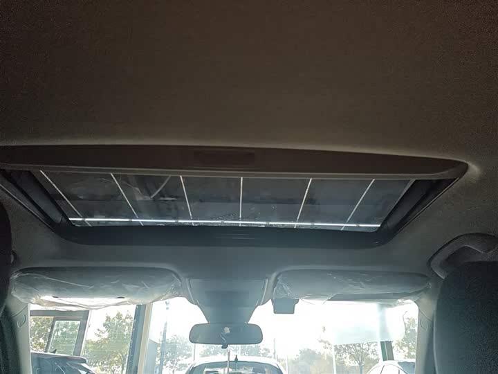 Honda Civic 2023 2023款 HATCHBACK 2.0L e:HEV 极曜版