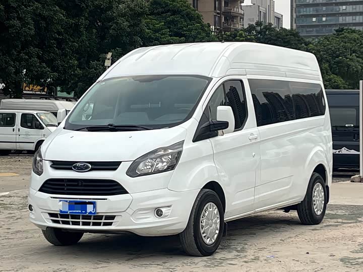 Ford Transit 2021 2021款 2.0T柴油手动高级营运商旅型中轴中顶9座国VI