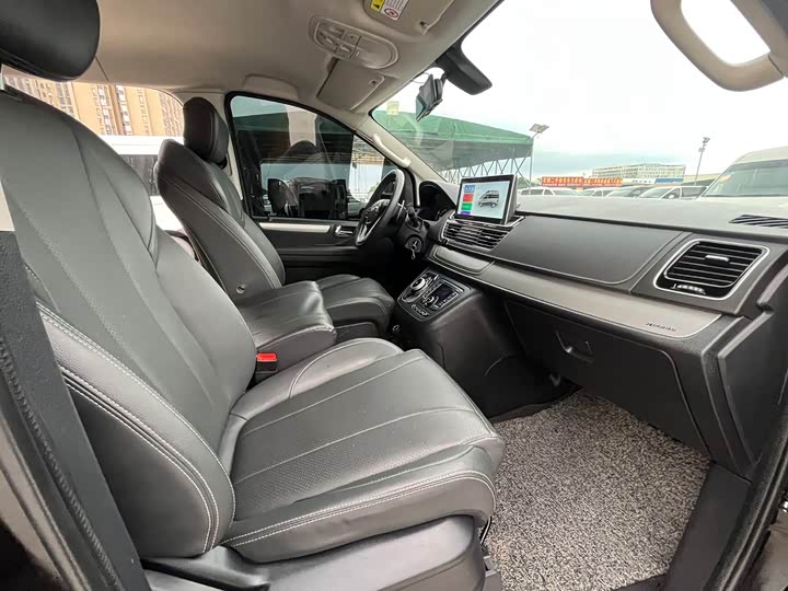 Maxus G20 2023 2023款 ES 2.0T 汽油自动超值旅行版