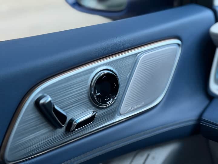 Buick GL8 Century 2023 2023款 2.0T 六座蕴世版