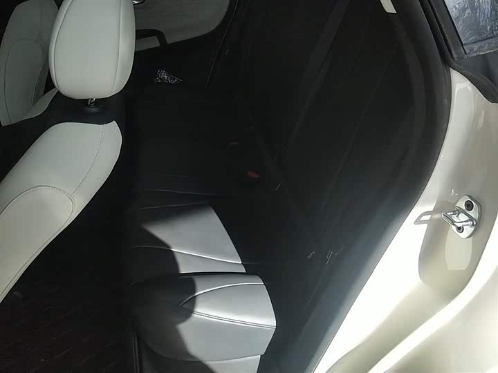 Dongfeng Nammi 01 2024 2024款 330 Plus