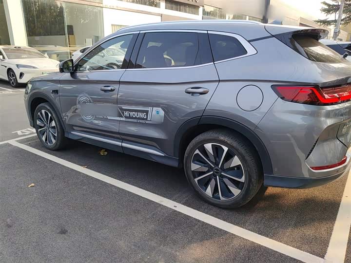 2025 BYD Song Plus Hybrid/EV