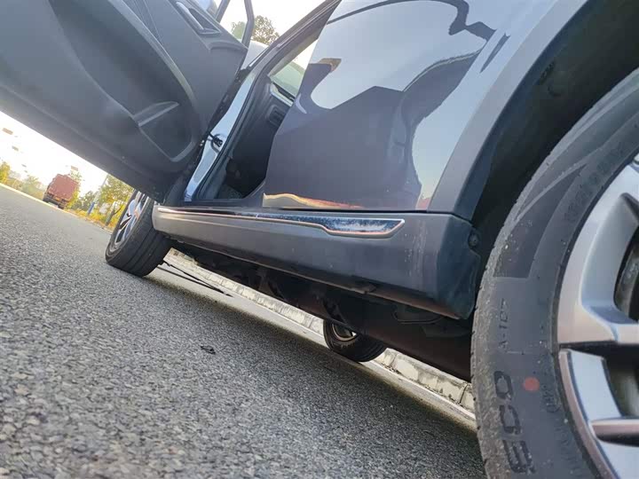 Hozon V 2022 2022款 潮 300 Lite 三元锂