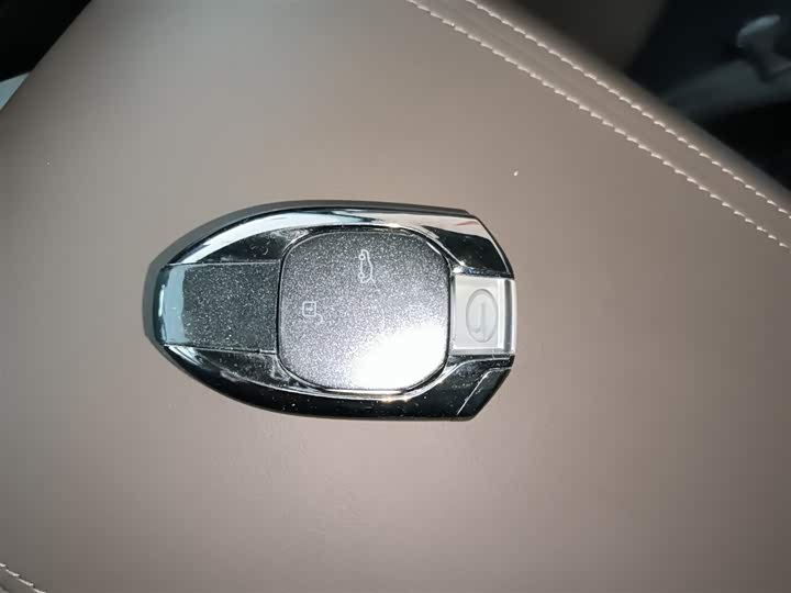 GAC Trumpchi GS4 2024 2024款 MAX 1.5T 旗舰版