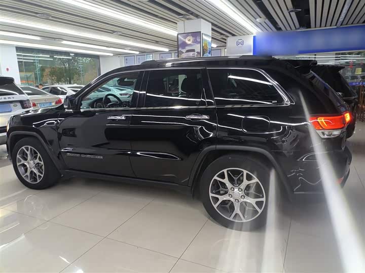 Jeep Grand Cherokee 2020 2020款 3.0L 精英导航版