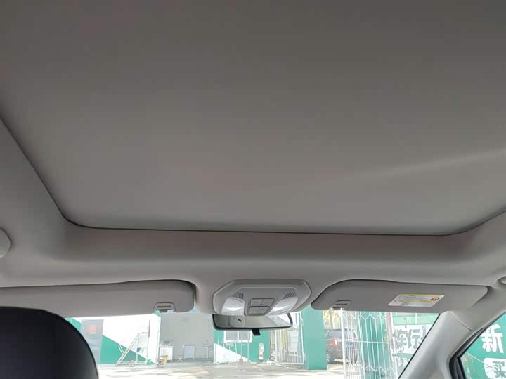 Maxus Euniq 5 2020 2020款 大电量旗舰版 七座