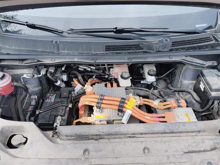 Maxus Euniq 5 2020 2020款 大电量旗舰版 七座