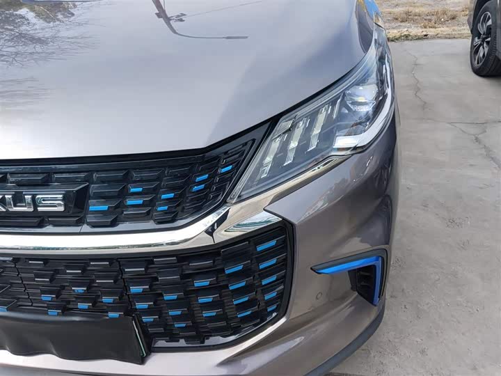 Maxus Euniq 5 2020 2020款 大电量旗舰版 七座