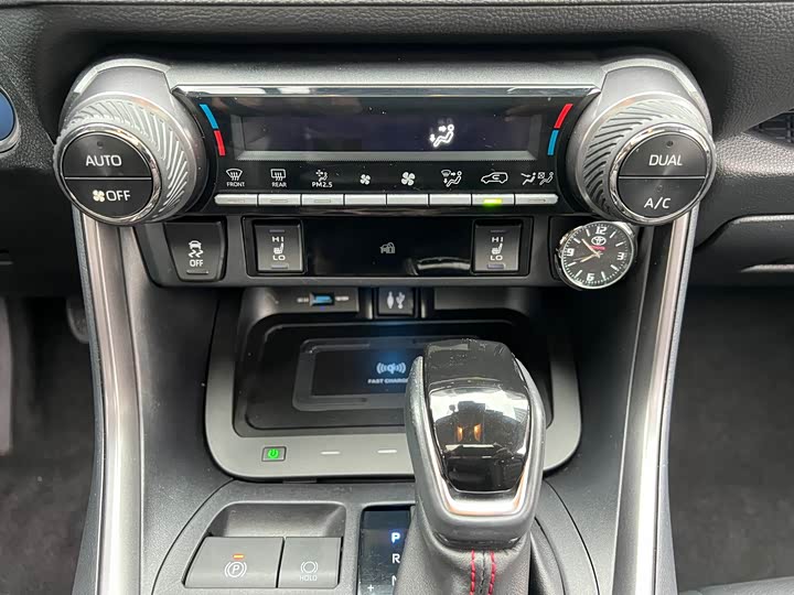 Toyota Wildlander Hybrid 2021 2021款 高性能版 2.5L 四驱激擎版