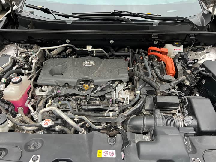 Toyota Wildlander Hybrid 2021 2021款 高性能版 2.5L 四驱激擎版