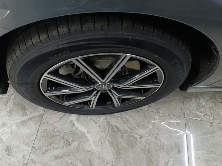 BYD Song Max Hybrid 2022 2022款 DM-i 105KM 旗舰型