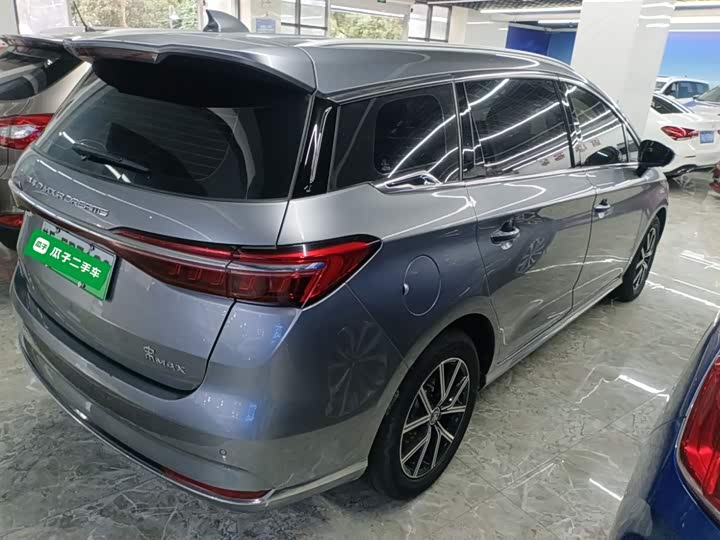 BYD Song Max Hybrid 2022 2022款 DM-i 105KM 旗舰型