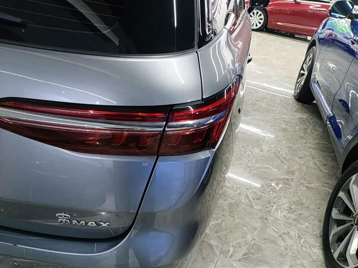 BYD Song Max Hybrid 2022 2022款 DM-i 105KM 旗舰型