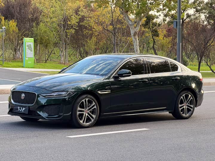 2024 Jaguar XE L