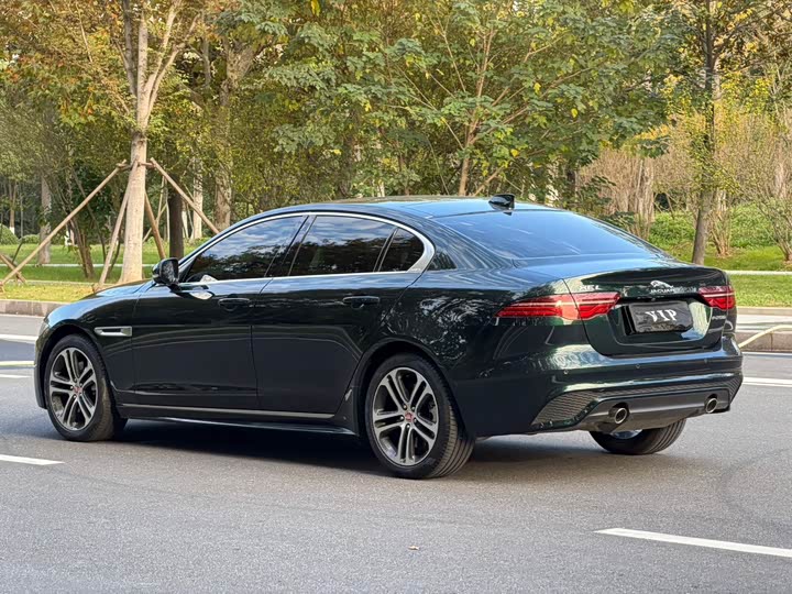 Jaguar XE L 2024 2024款 2.0T 250PS R-DYNAMIC S进取运动版