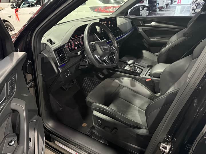 Audi Q5L Sportback 2022 2022款 改款 45 TFSI 豪华型