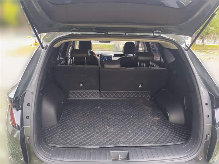 Hyundai Tucson L 2023 2023款 途胜L 1.5T 自动两驱DLX豪华版