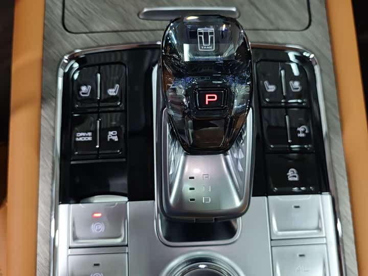 Tank 500 Hybrid 2025 2025款 Hi4-Z