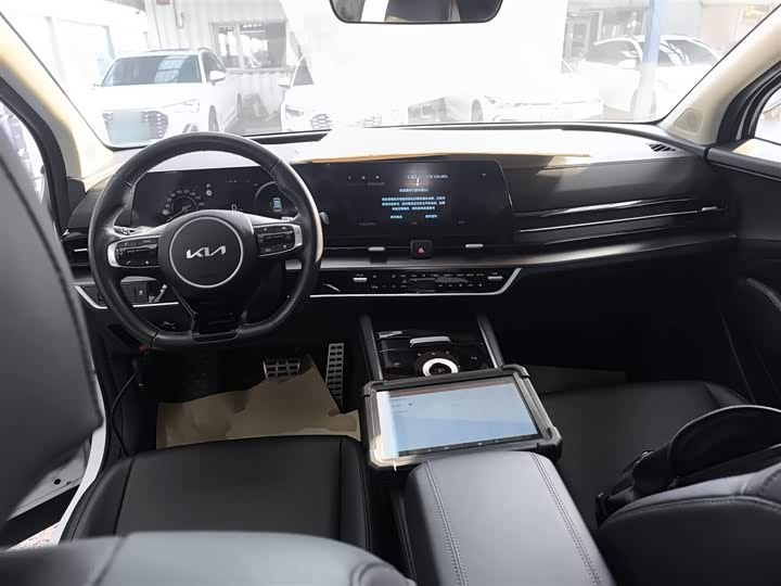 Kia Sportage 2023 2023款 2.0T 两驱尊贵版