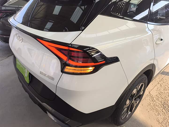 Kia Sportage 2023 2023款 2.0T 两驱尊贵版