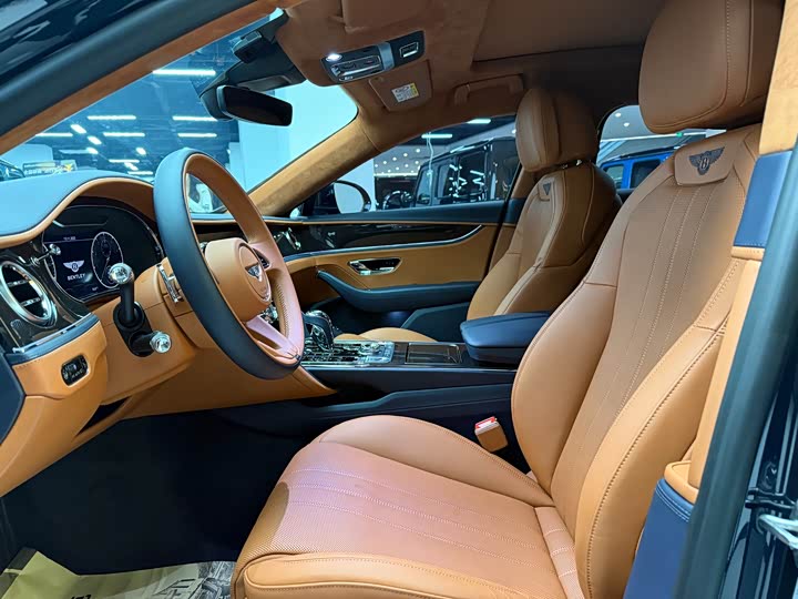 Bentley Flying Spur 2022 2022款 4.0T V8 标准版