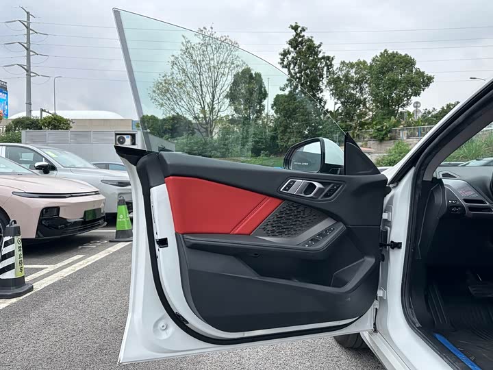 BMW 2 Series 2025 2025款 225L M运动套装