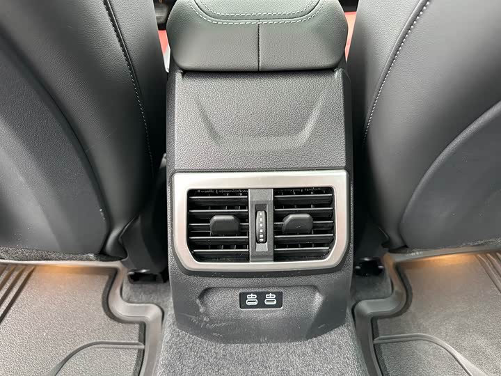 BMW 2 Series 2025 2025款 225L M运动套装