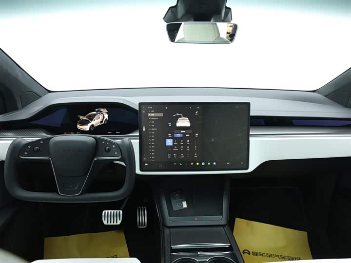 Tesla Model X 2023 2023款 三电机全轮驱动 Plaid版