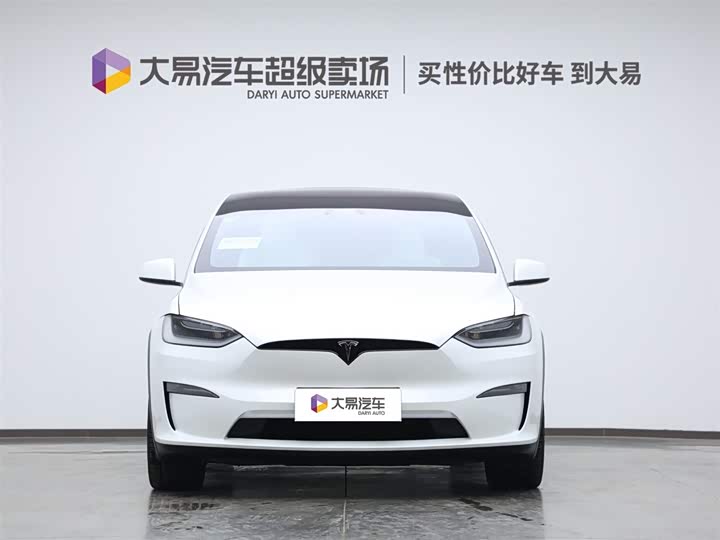Tesla Model X 2023 2023款 三电机全轮驱动 Plaid版