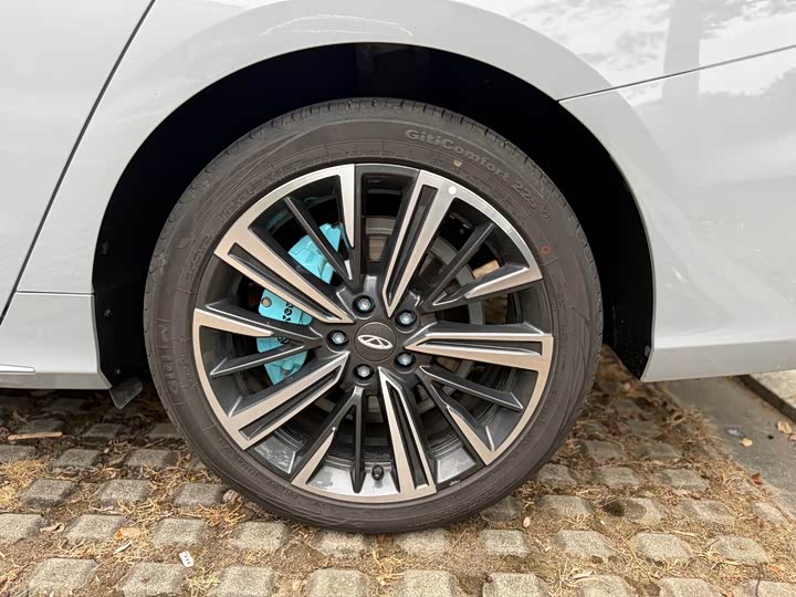 Chery Arrizo 8 2025 2025款 1.6T DCT睿