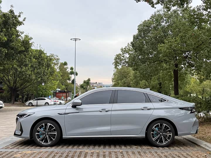 Chery Arrizo 8 2025 2025款 1.6T DCT睿