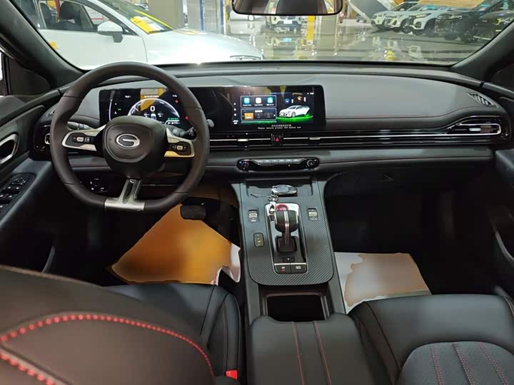 GAC Trumpchi Empow R 2023 2023款 影豹H 智能混动版