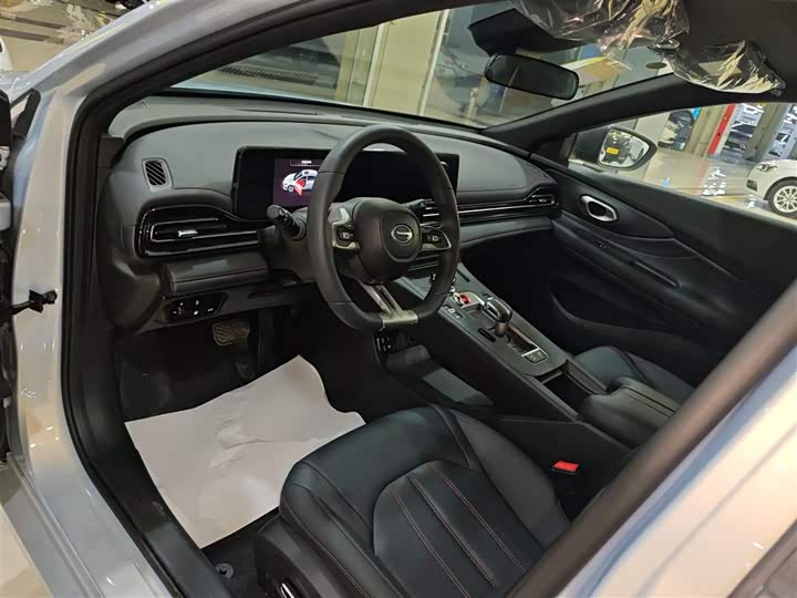 GAC Trumpchi Empow R 2023 2023款 影豹H 智能混动版