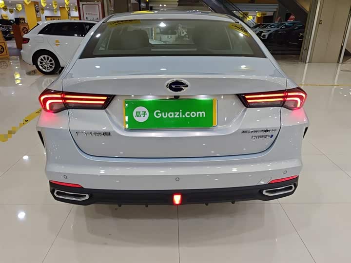 GAC Trumpchi Empow R 2023 2023款 影豹H 智能混动版